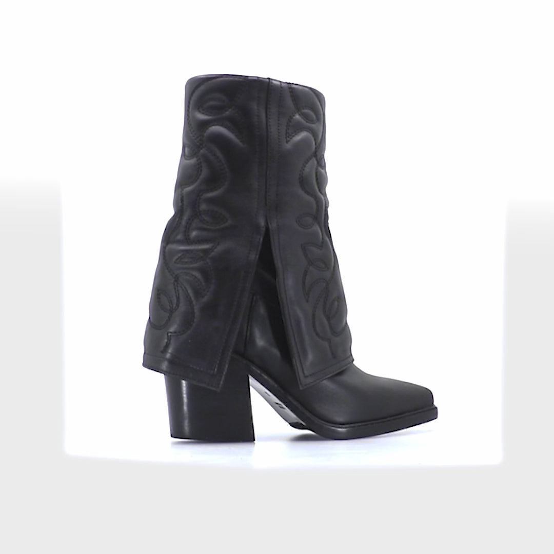 AMI BLACK WESTERN BOOTS