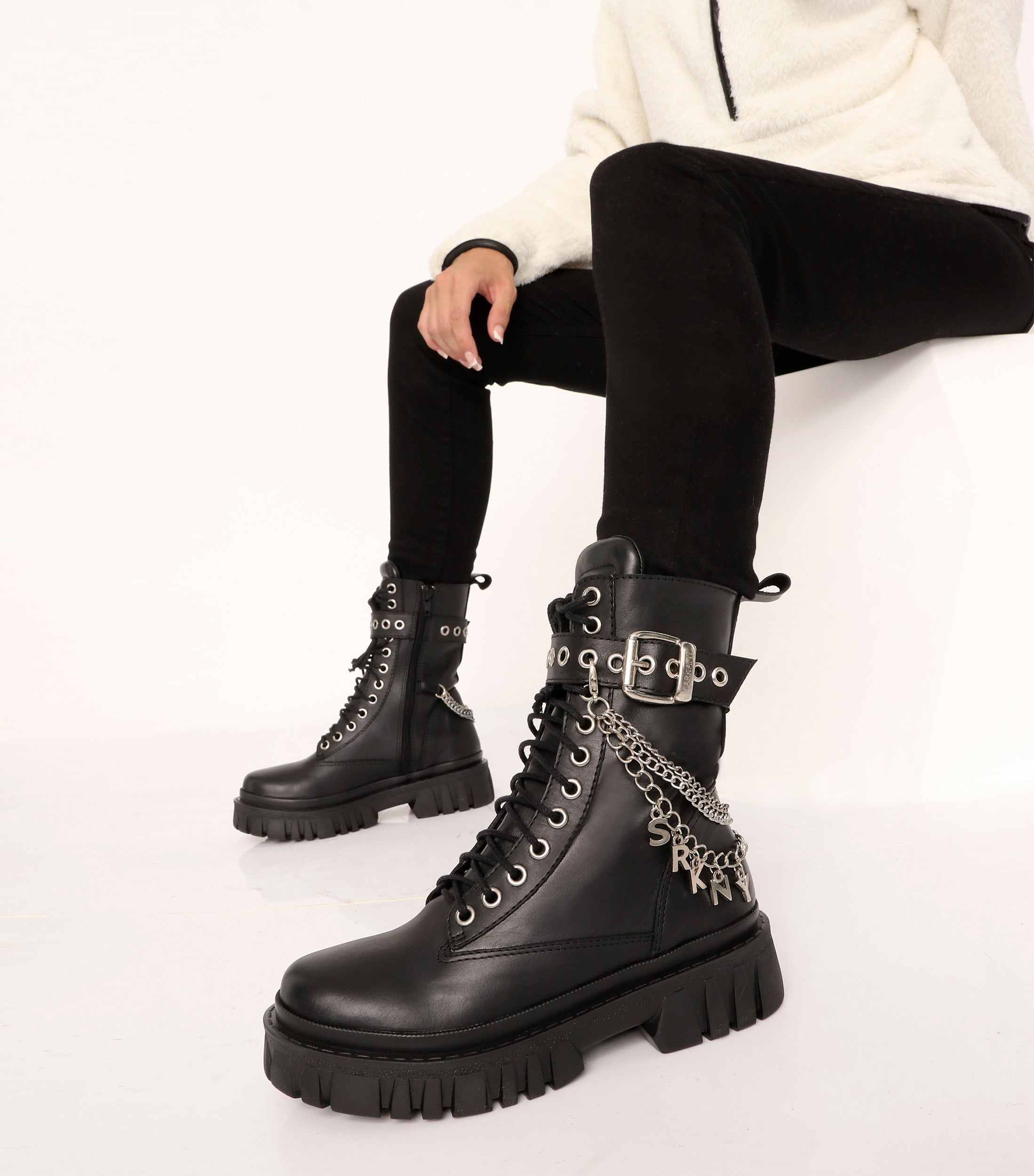 PALY BLACK COMBAT BOOTS