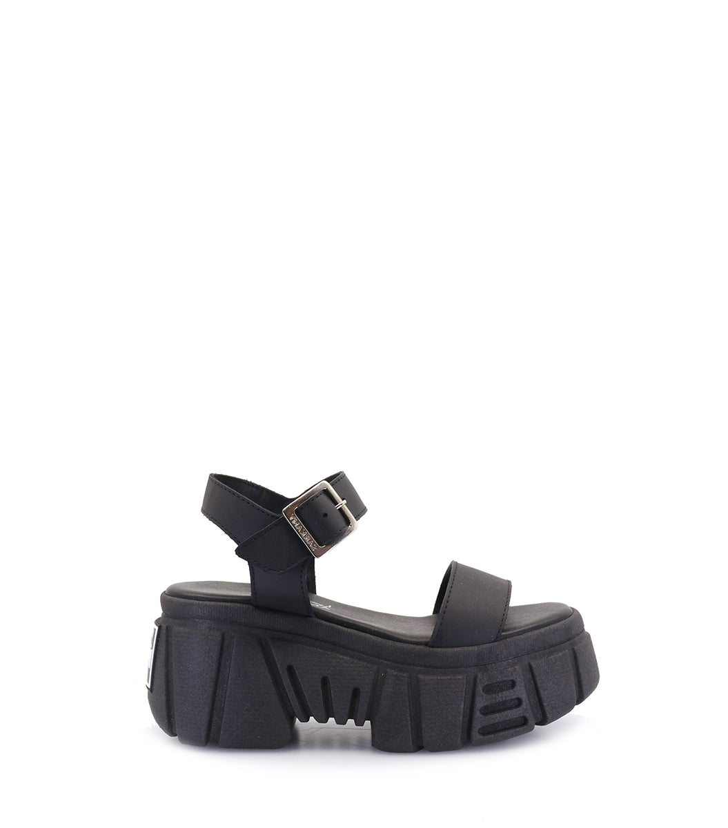 RICKY SARKANY | Jochu Platform Sandals with Buckle Women - Black ...