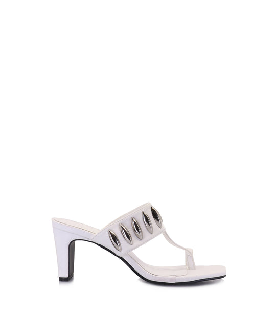 QUET WHITE HEEL SANDALS