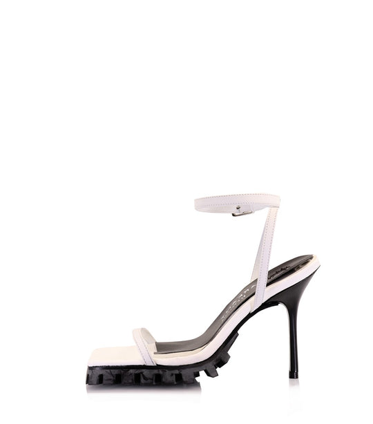 FRESH WHITE HEEL SANDALS