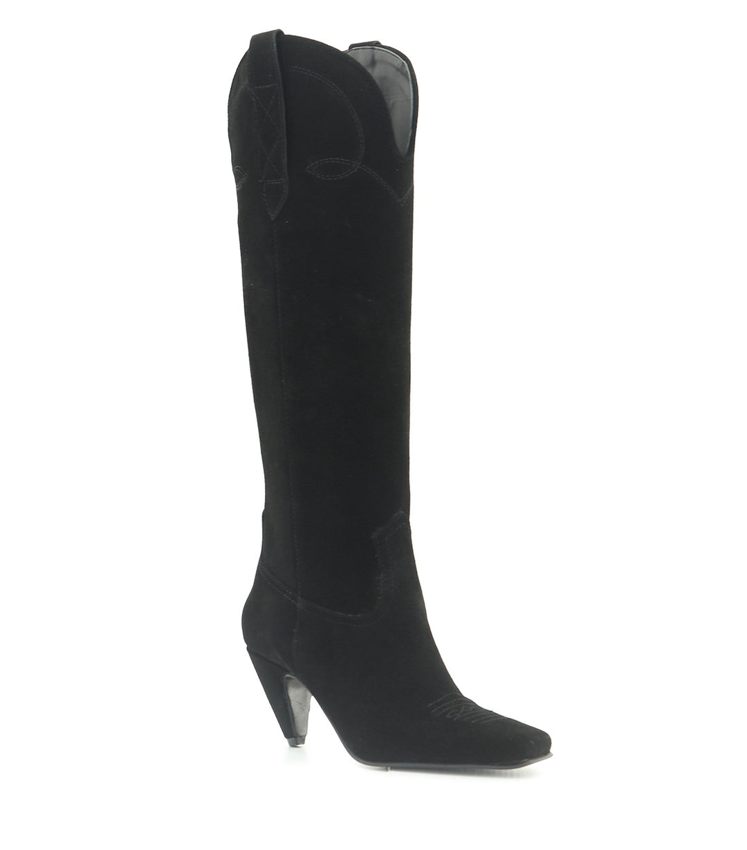 RIVET BLACK BOOTS